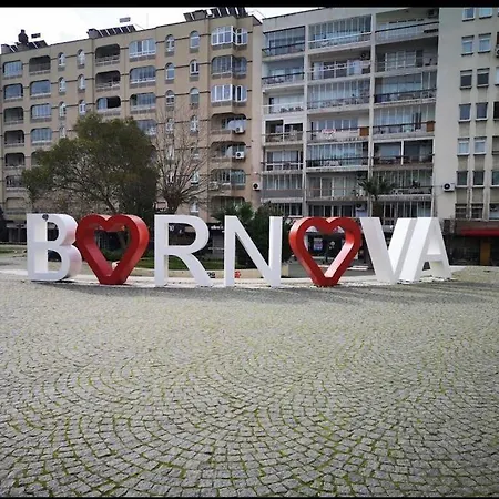 Site Ici Konut -daire Merkezi Konumda * Bornova